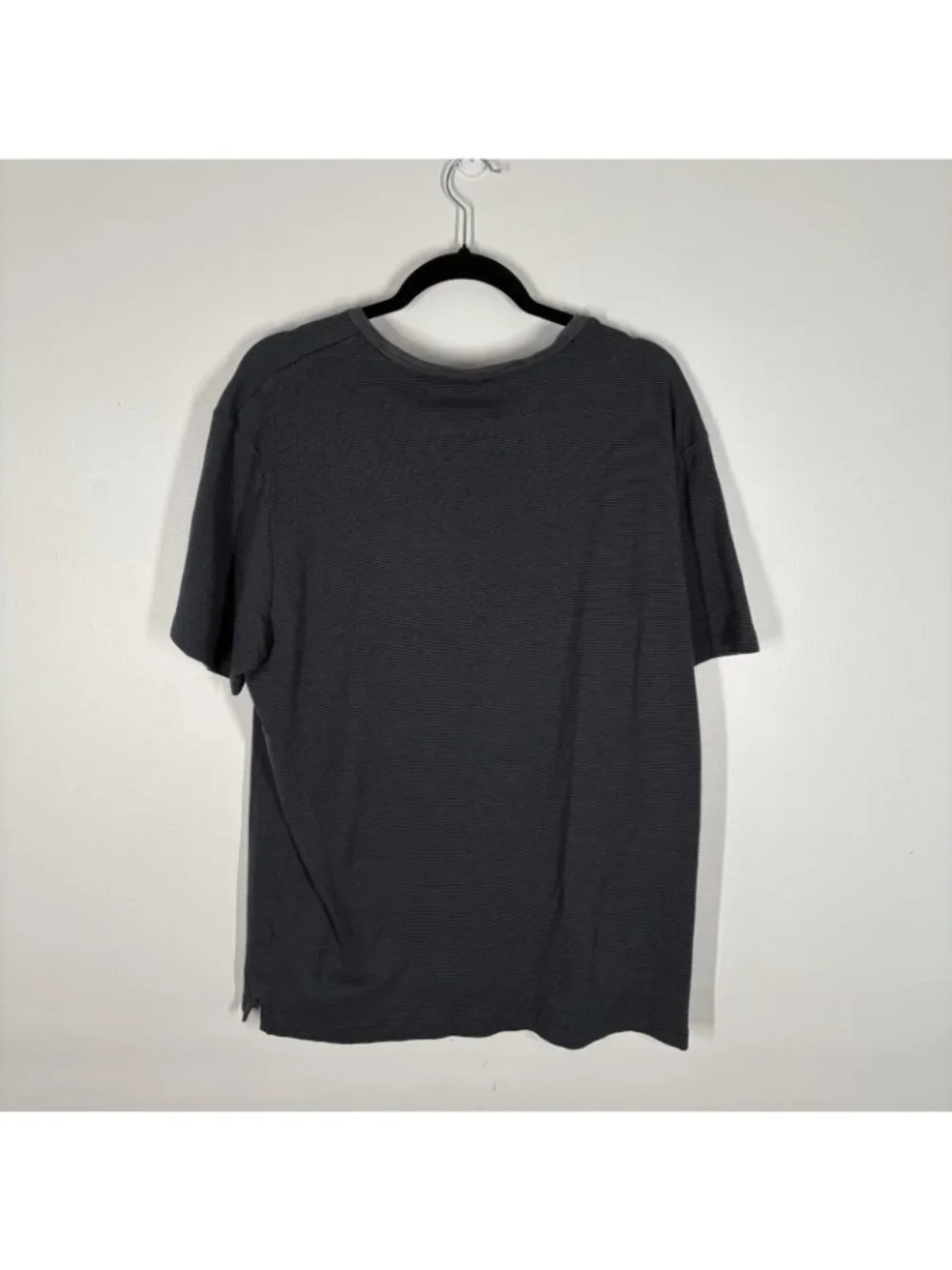 Banana Republic Men XXL Gray Striped Short Sleeve Luxe Touch Performance Tee